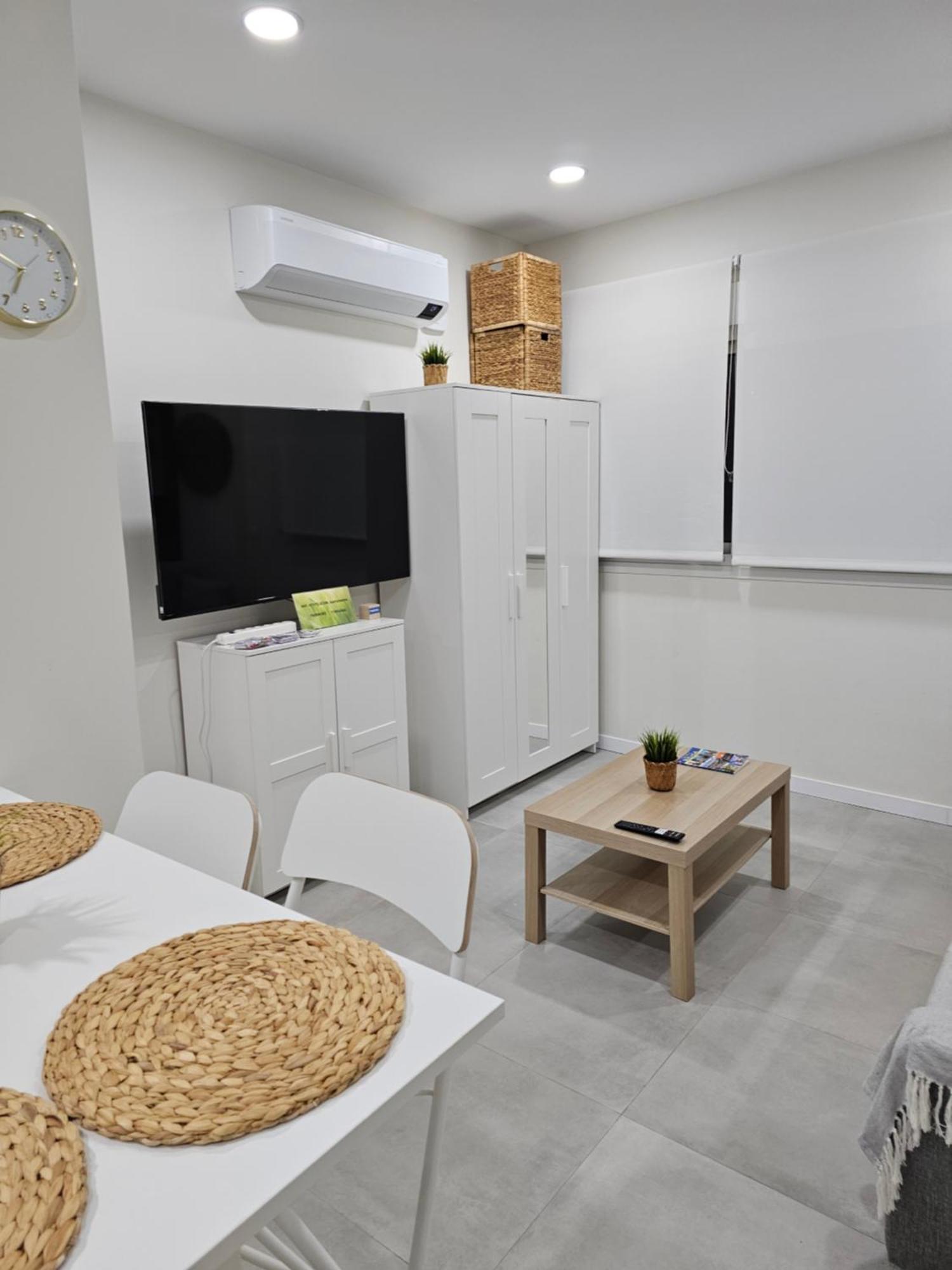 Estudio Trinidad Centro Malaga 2 Екстериор снимка